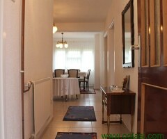 Useljiva kuća smještena na gradskoj lokaciji Cazin - 6