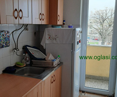 Trosoban stan, dve terase,