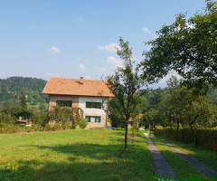 Istočno Sarajevo - kuća 150m2 - 6