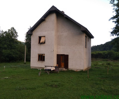 Porodično imanje sa kućom