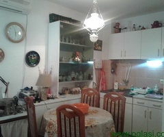Prodajem jednosobni stan u przemlje sa bastoj u Budve kraj restorana Zlatibor