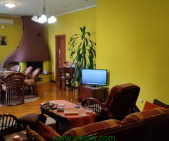 Aranđelovac, kuća 240 m2 na 6 ari placa