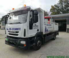 IVECO kamion sa kranom /dizalicom 2011. god dja, Pančevo