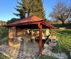 Kuća u lepom delu Vrdnika na samo 200 m od hotela Termal