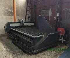 Cnc plazma sa hiper glavom+sistem odimljavanje+izvod za ruter