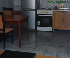 Izdaje se kuća sa dvorištem – Vojvode Mirka Petrovića 24, Konik, Podgorica