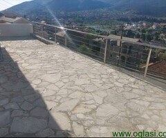 Odlicna kuca na Policama, Trebinje