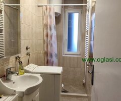 Izdajem dvosoban stan, Novi Beograd, Otona Župančića 50 m2