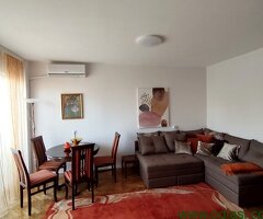 Izdajem dvosoban stan, Novi Beograd, Otona Župančića 50 m2