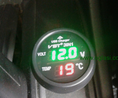Auto Voltmetar, Termometar i USB punjac, 3u1